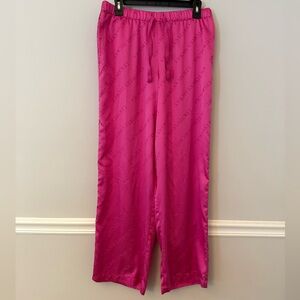 Victoria’s Secret spell out pink polyester material pajamas sleepwear pants. M